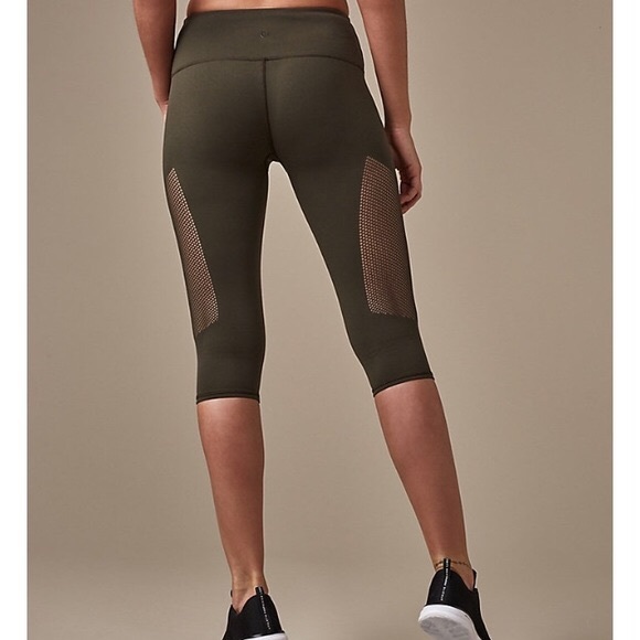 Lululemon Reveal Cropped Leggings - Picture 2 of 6